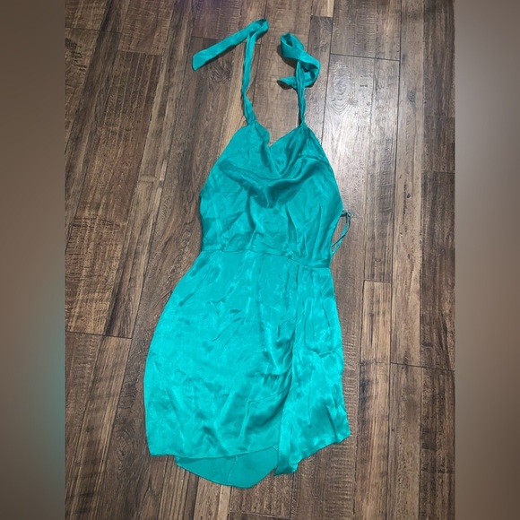 Green teal Halter Saylor Lucey Mini Dress S formal revolve silk party spring - Picture 2 of 8